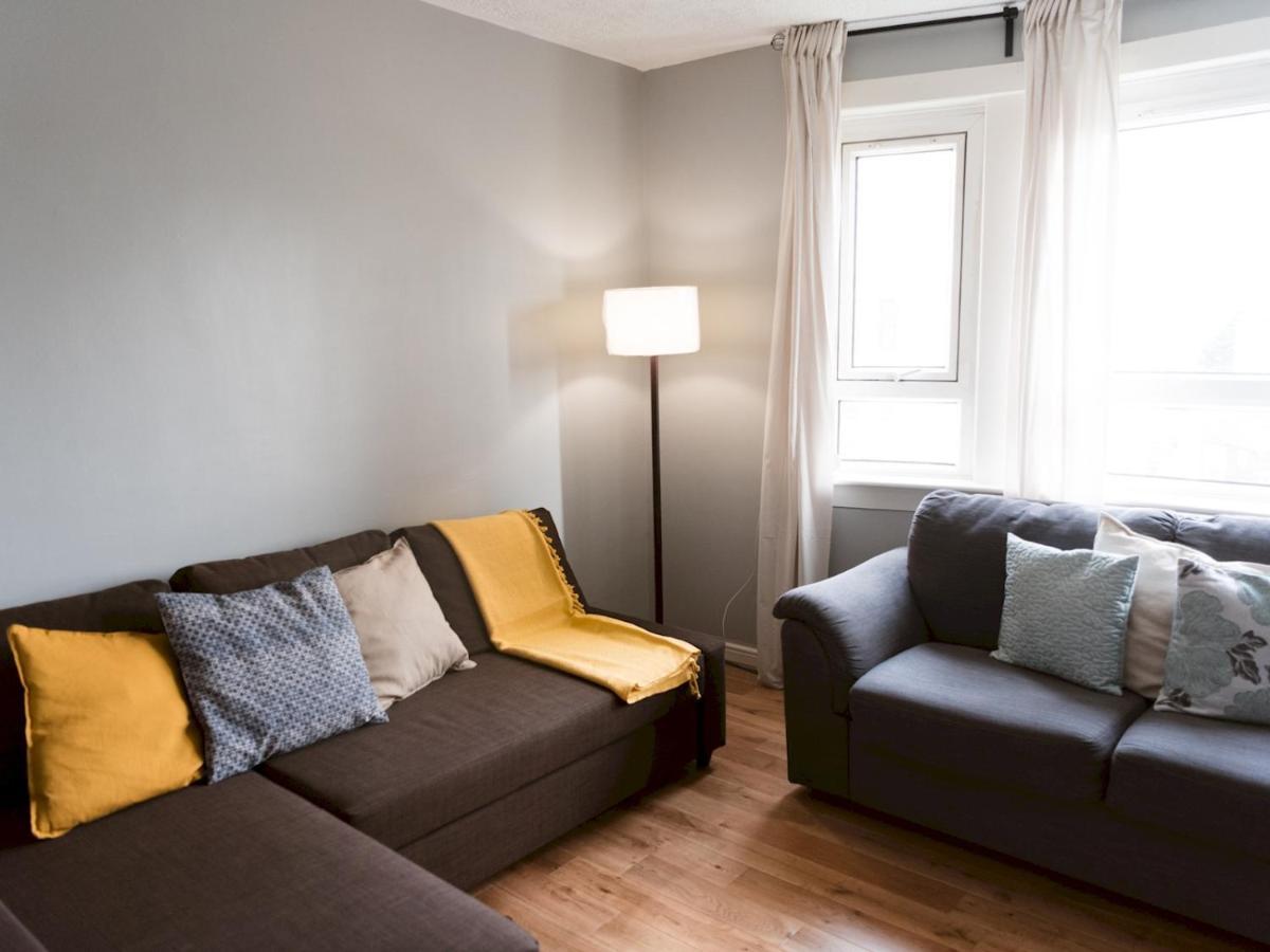 Pass The Keys Cozy Two Bed Flat Near Glasgow Airport & Paisley Exteriör bild