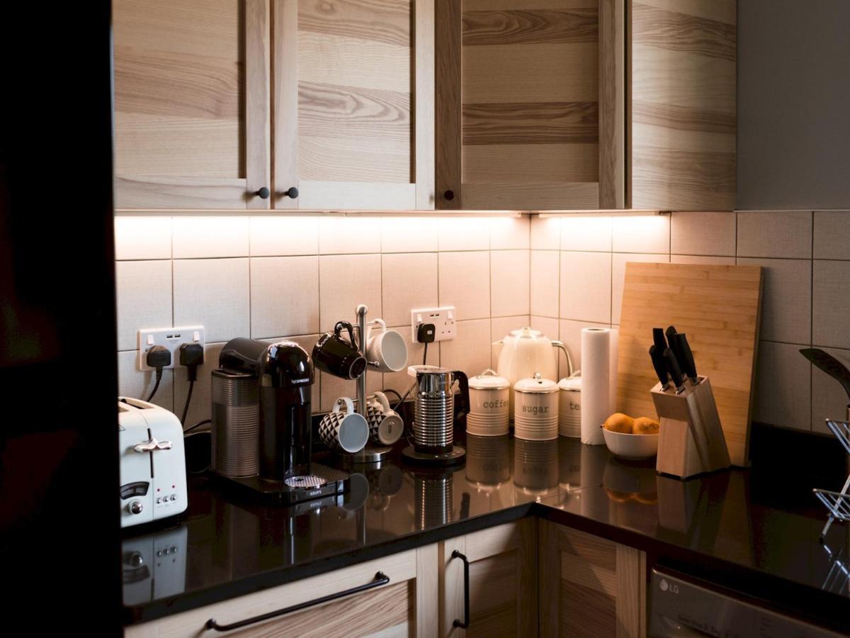 Pass The Keys Cozy Two Bed Flat Near Glasgow Airport & Paisley Exteriör bild